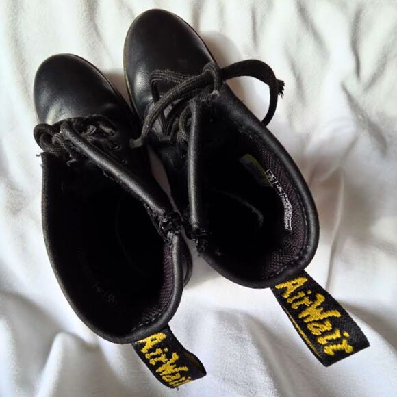 Dr. Martens I Youth Size 2 I Leather Lace Up Combat Boots AirWair I Black - Picture 6 of 11